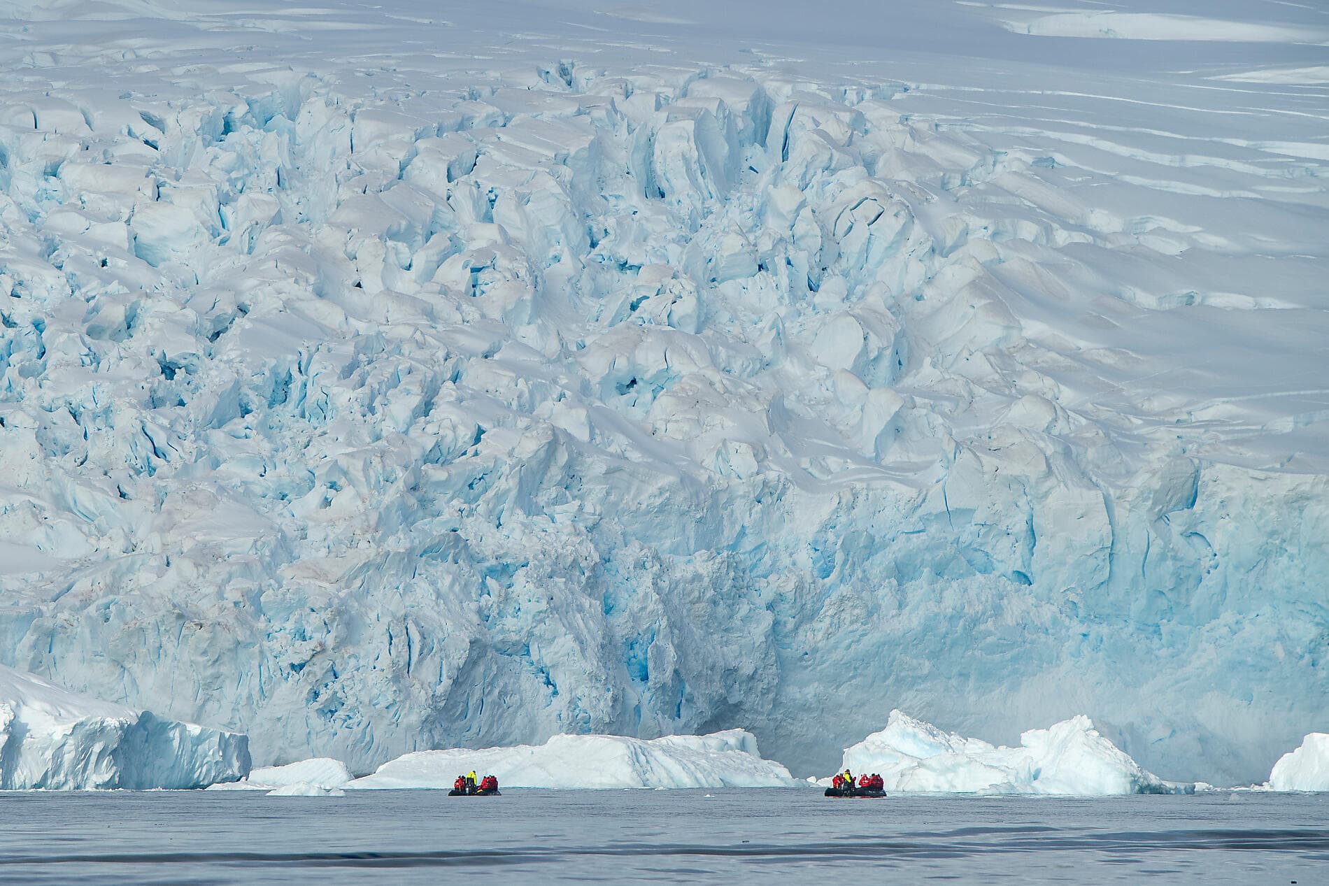 Côte est inexplorée de l’Antarctique et terres australes françaises 