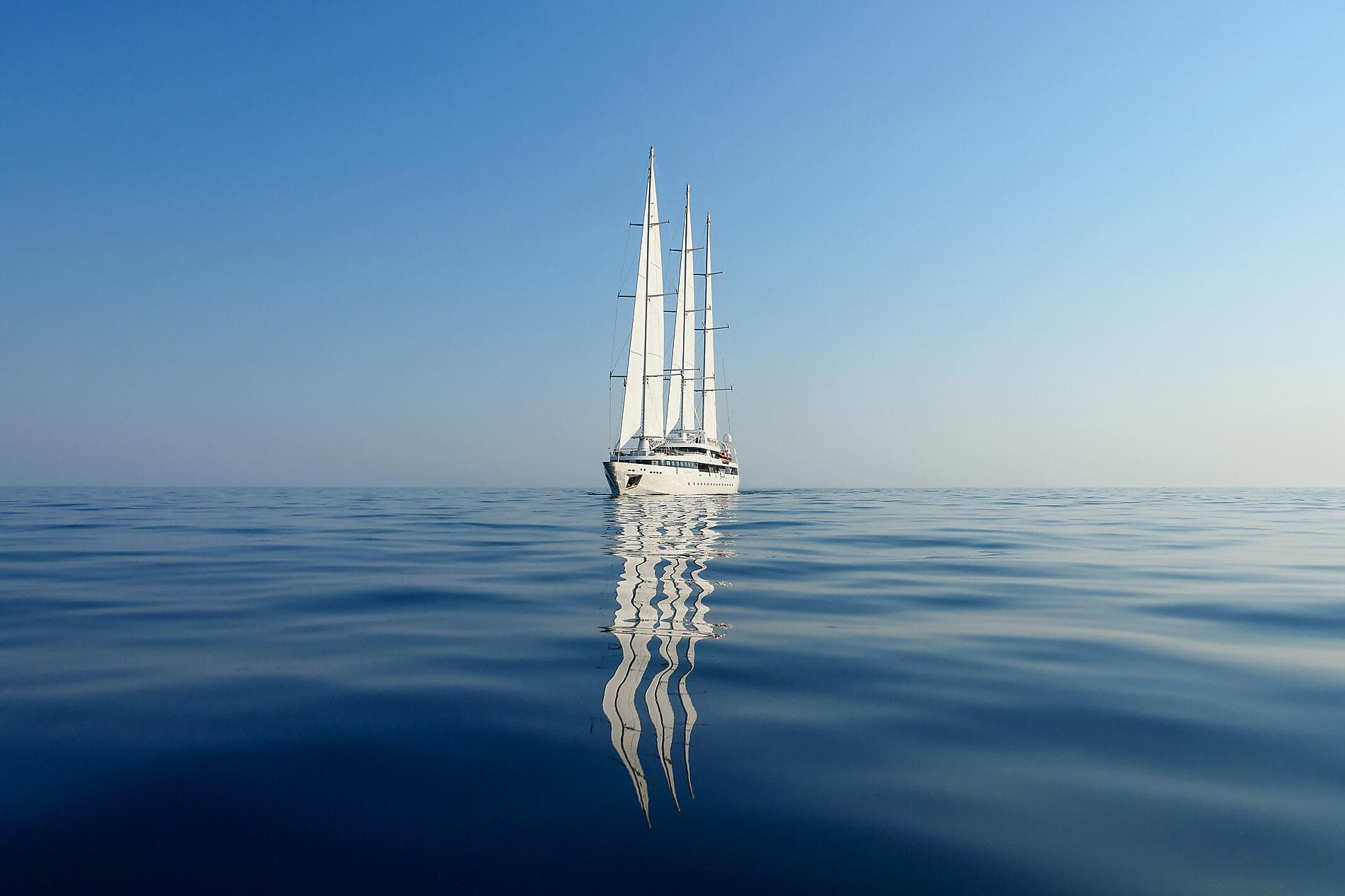 Rivages corses sous les voiles du Ponant 