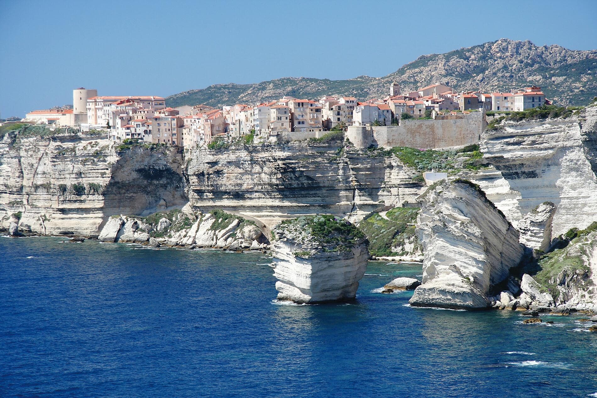 Île de Beauté, Sardaigne et rivages ibériques  