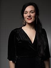 Lucie Peyramaure null
