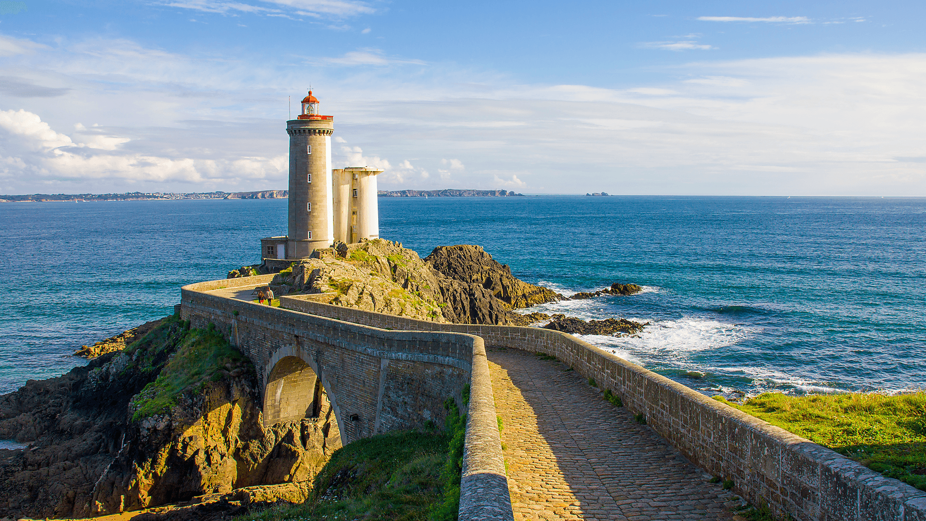 L'été au vert, de la mer du Nord à la péninsule ibérique L'été au vert, de la mer du Nord à la péninsule ibérique