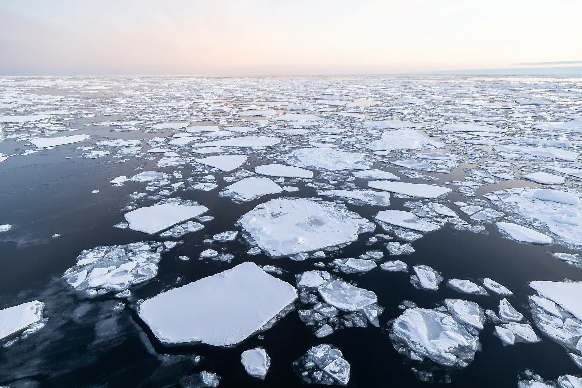 Printemps arctique entre glaces et communautés inuites